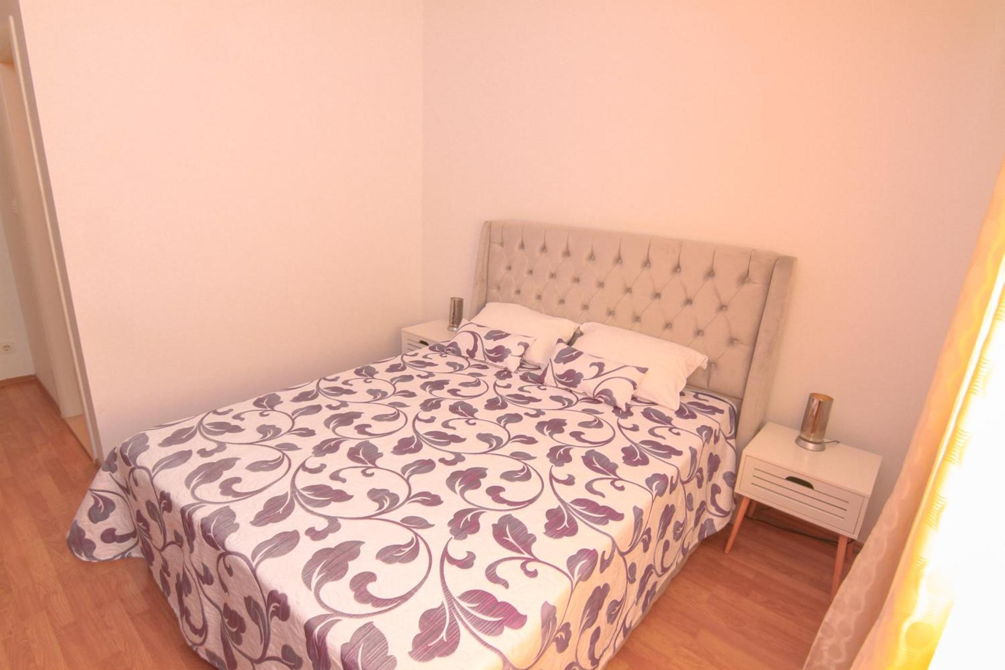 Beno Apartment *